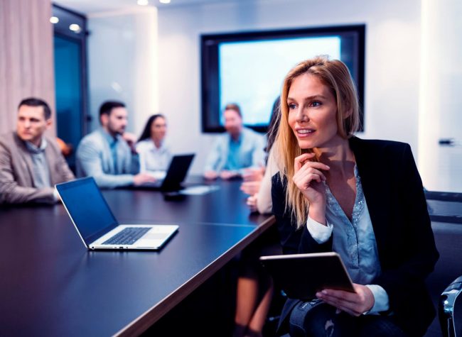attractive-businesswoman-using-digital-tablet-in-SWN5KBX-scaled.jpg attractive-businesswoman-using-digital-tablet-in-SWN5KBX-scaled.jpg